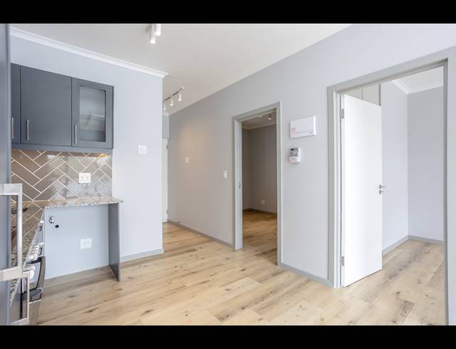 2 BEDROOM APARTMENT FOR SALE IN WYNBERG UPPER